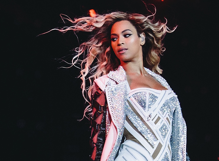 Beyoncé Knowles สุดยอดเซเลบแห่งปี